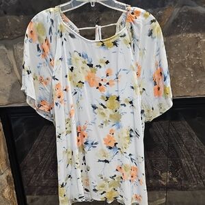 GUC Papermoon Floral Top Size 2XL